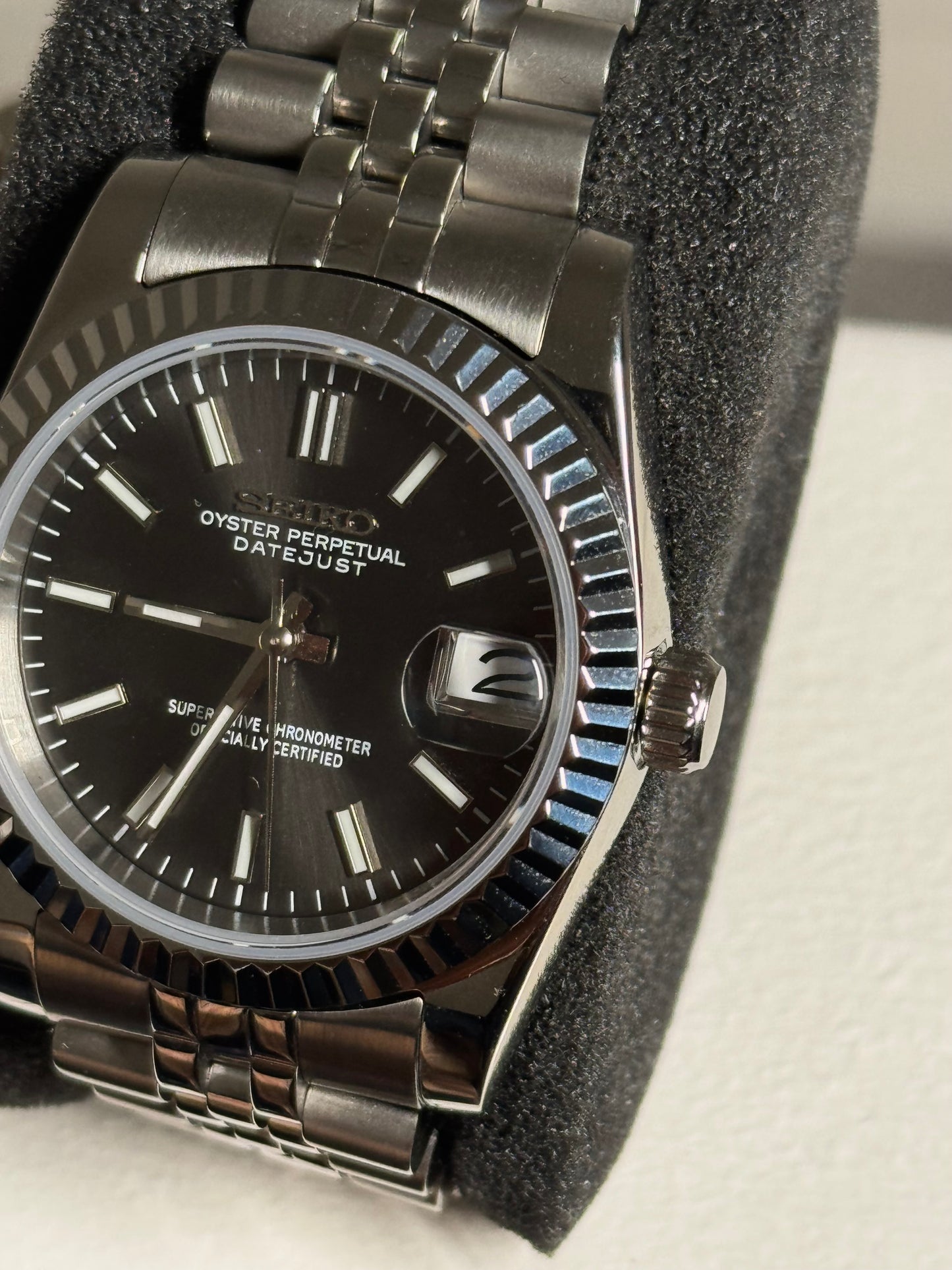 Seiko DateJust Dark Grey